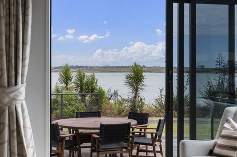 Photo of property in 55 St Annes Crescent, Wattle Downs, Auckland, 2103