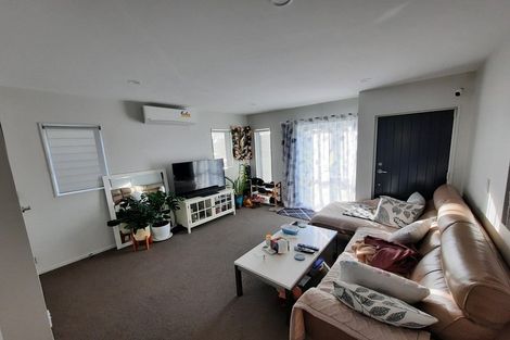 Photo of property in 43 Divide Loop, Takanini, 2112