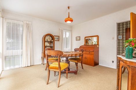 Photo of property in 10 Chilton Grove, Hokowhitu, Palmerston North, 4410