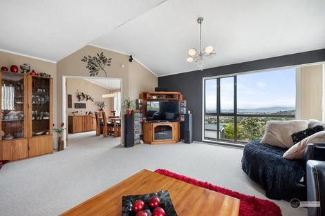 Photo of property in 1 Terrys Place, Kelson, Lower Hutt, 5010