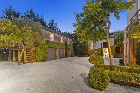 Photo of property in 909 Old North Road, Waimauku, 0882