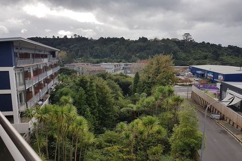 Photo of property in Albany Central, 16a/210 Dairy Flat Highway, Albany, Auckland, 0632