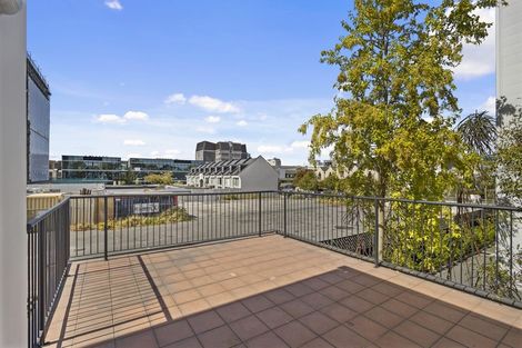 Photo of property in 28f Cranmer Square, Christchurch Central, Christchurch, 8013