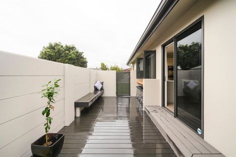 Photo of property in 114 Linton Street, West End, Palmerston North, 4410