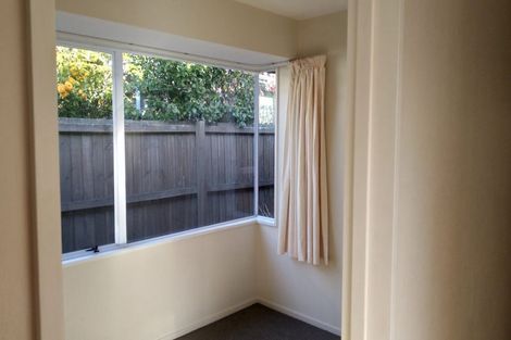 Photo of property in 1/4 Solway Avenue, Ilam, Christchurch, 8041