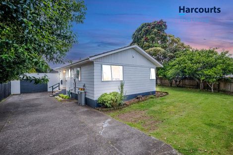 Photo of property in 1 Gibbons Road, Weymouth, Auckland, 2103