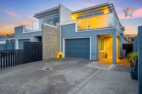 Photo of property in 6a Nelson Street, Petone, Lower Hutt, 5012