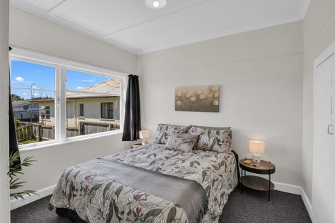 Photo of property in 6 Harper Street, Gonville, Whanganui, 4501