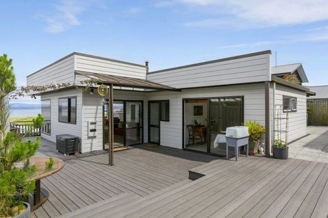 Photo of property in 80 Wakeman Road, Acacia Bay, Taupo, 3330