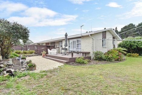 Photo of property in 2/144a Pages Road, Wainoni, Christchurch, 8061