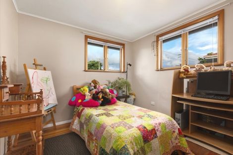 Photo of property in 33a Herewini Street, Titahi Bay, Porirua, 5022