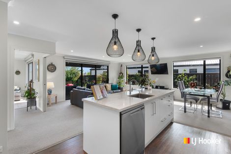 Photo of property in 1 Carrick Place, Mosgiel, 9024