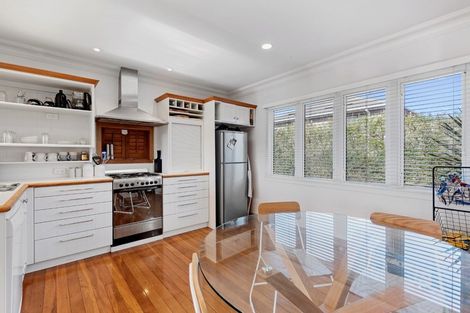 Photo of property in 55a Oceanview Road, Mount Maunganui, 3116