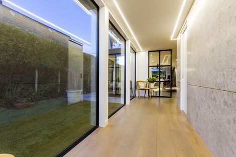 Photo of property in 41 Milford Road, Milford, Auckland, 0620