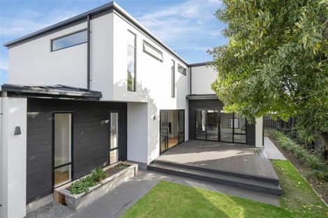 Photo of property in 15b Garden Road, Merivale, Christchurch, 8014