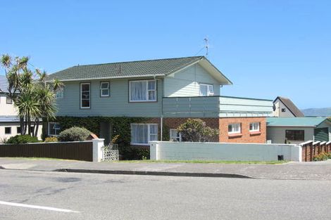 Photo of property in 10 Tireti Road, Titahi Bay, Porirua, 5022
