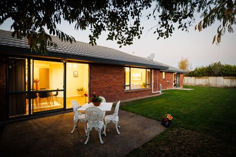 Photo of property in 53 Meridian Grove, Kelvin Grove, Palmerston North, 4414