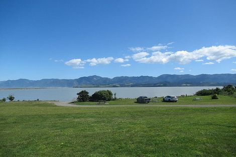 Photo of property in 88 Lake Ferry Road, Lake Ferry, Featherston, 5772