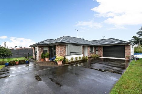 Photo of property in 3a Sandwich Road, St Andrews, Hamilton, 3200