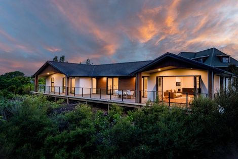 Photo of property in 17 Freyberg Road, Fairfield, Dunedin, 9018