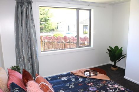 Photo of property in 66 Adamson Crescent, Glengarry, Invercargill, 9810