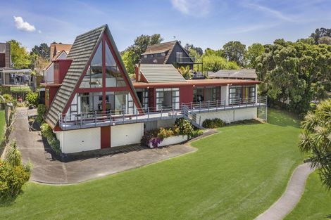 Photo of property in 54 Carnoustie Drive, Wattle Downs, Auckland, 2103