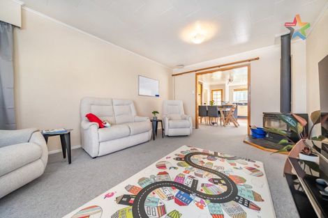 Photo of property in 19 Christchurch Crescent, Kelson, Lower Hutt, 5010