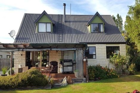 Photo of property in 15 Reid Avenue, Luggate, Cromwell, 9383