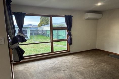 Photo of property in 13 Oriana Crescent, Hornby, Christchurch, 8042