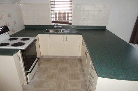 Photo of property in 19 Archibald Road, Kelston, Auckland, 0602