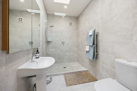 Photo of property in 149k Glengarry Road, Glen Eden, Auckland, 0602