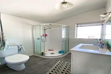 Photo of property in 1/272 Stanmore Road, Richmond, Christchurch, 8013