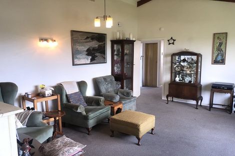 Photo of property in 102 Onerahi Road, Onerahi, Whangarei, 0110