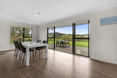 Photo of property in 255 Ararimu Valley Road, Helensville, Waimauku, 0882