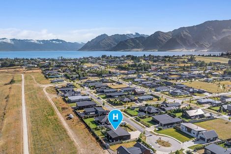 Photo of property in 13 Isthmus Place, Lake Hawea, Wanaka, 9382