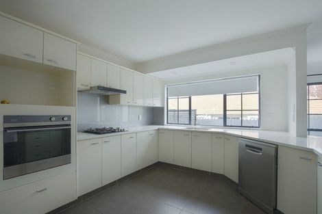 Photo of property in 8 Highgate Place, Somerville, Auckland, 2014
