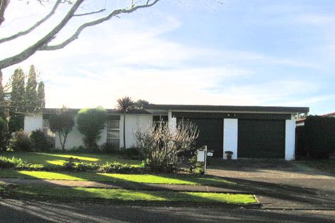 Photo of property in 24 Morrow Avenue, St Andrews, Hamilton, 3200