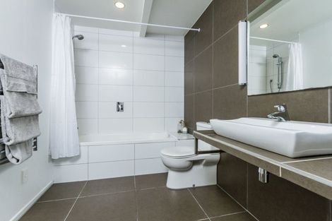 Photo of property in 7 Paris Place, Birkenhead, Auckland, 0626