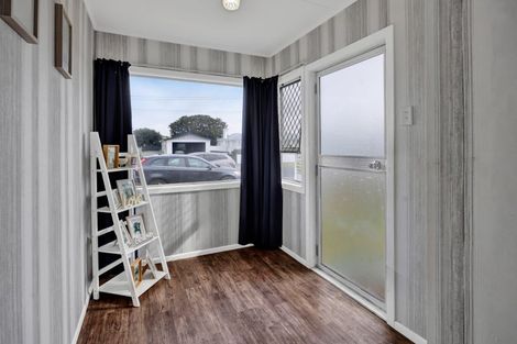 Photo of property in 8 George Street, Hawera, 4610