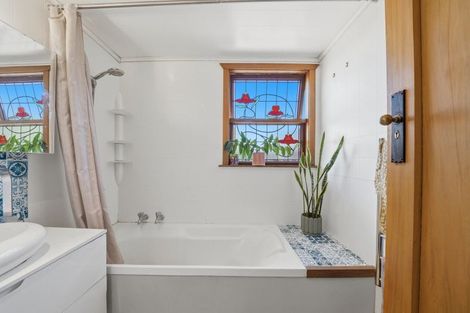 Photo of property in 2 Church Street, Amberley, 7410