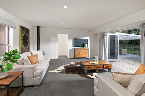 Photo of property in 101 Old Railway Road, Kumeu, 0892