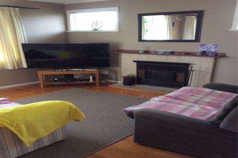 Photo of property in 5a Pemberton Crescent, Greerton, Tauranga, 3112