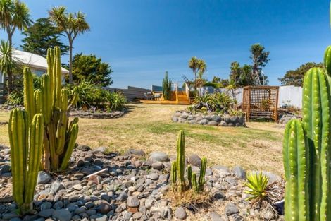 Photo of property in 31 Muapoko Street, Himatangi Beach, Foxton, 4891