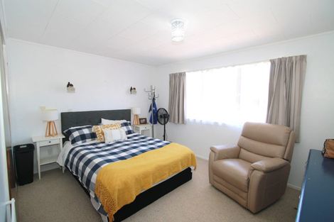 Photo of property in 13a Karamu Street, Strandon, New Plymouth, 4312