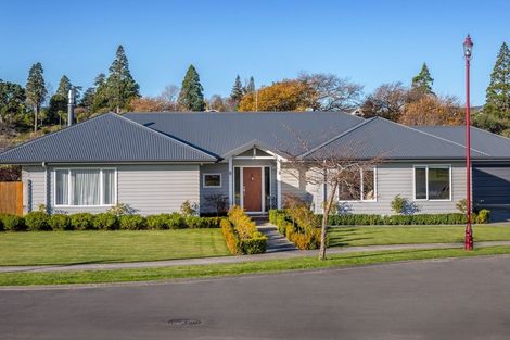 Photo of property in 9 Mcdonald Way, Lansdowne, Masterton, 5810
