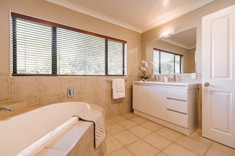 Photo of property in 45 Dobsons Lane, Kelvin Grove, Palmerston North, 4470