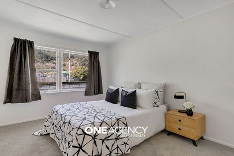 Photo of property in 90 Wood Street, Wainuiomata, Lower Hutt, 5014