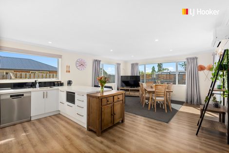 Photo of property in 19 Paterson Road, Mosgiel, 9092