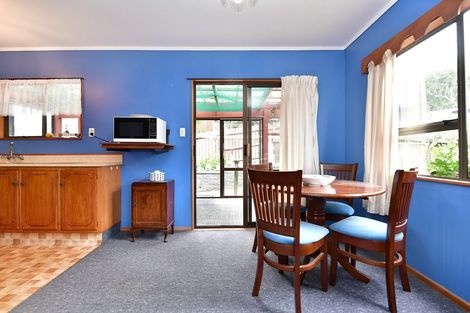 Photo of property in 1/928 Whangaparaoa Road, Manly, Whangaparaoa, 0930