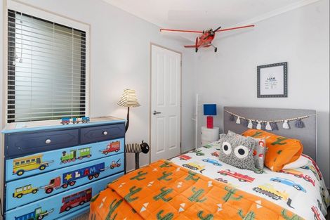 Photo of property in 17 Great Road West, Matipo Heights, Rotorua, 3015